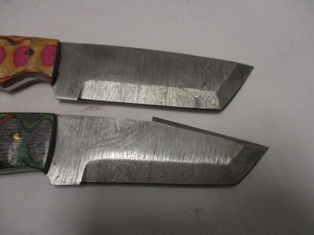 Two Damascus Railroad Bull Nose Knife with Leather Sheaths - 2