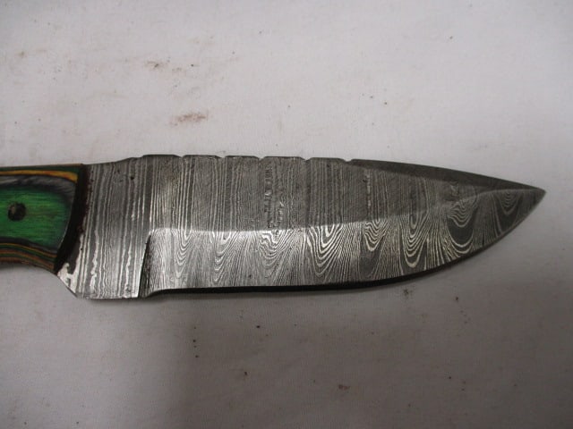 Damascus Hunting Knife with Leather Sheath - 2