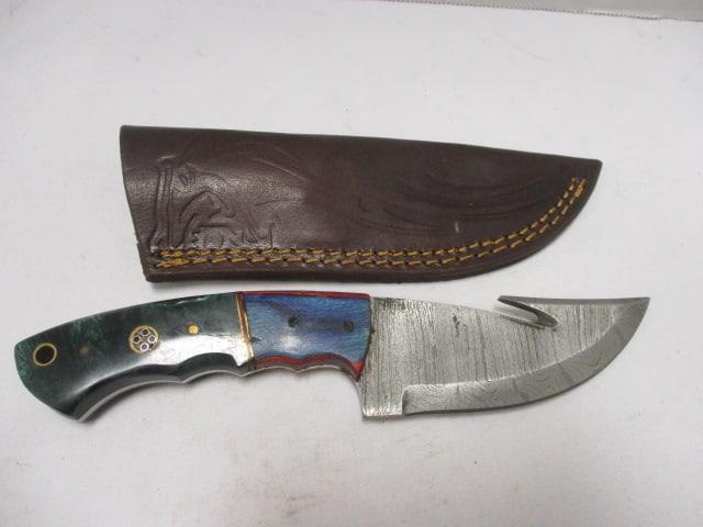 Damascus Gut Hook Knife with Leather Sheath (1 of 7)