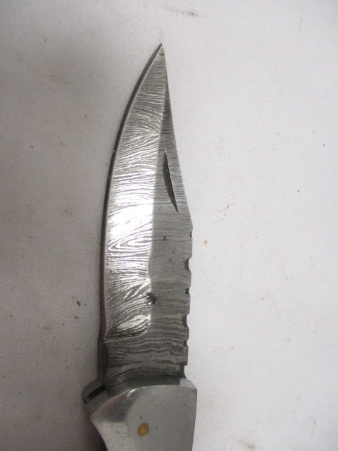Damascus Folding Pocket Knife with Leather Sheath - 3