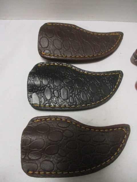 Three Damascus Short Skinner Knives with Leather Sheaths - 5