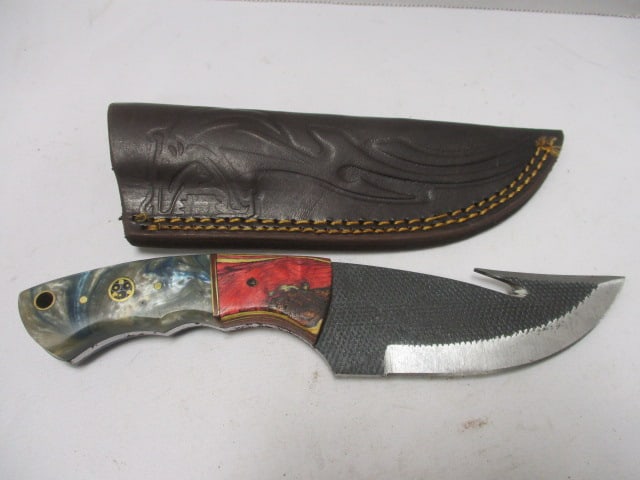 Damascus Gut Hook Knife with Leather Sheath (1 of 8)