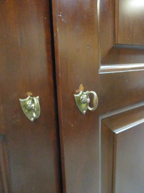 Pennsylvania House 6 Drawer/2 Door Cabinet/Armoir - 8