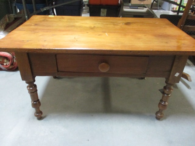 Primitive Country Style Wood Work Table w/Dovetail Drawer & (1 of 5)