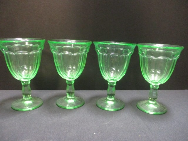 Green Glass Vtg. Footed Goblets (Lot of 4) 5 1/2" (1 of 5)