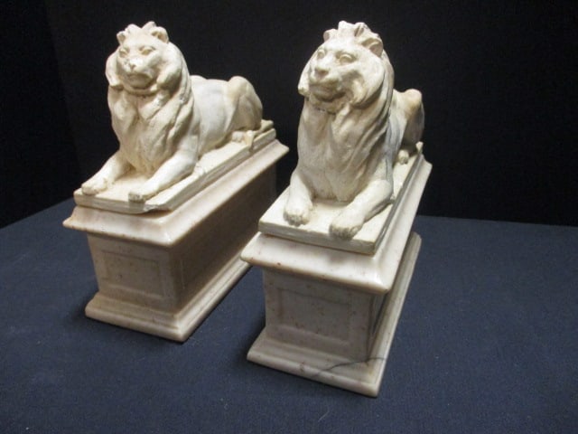 Alva Museum Replica Italian Style Reclining Lion Bookends (1 of 6)