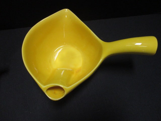 Cardinal China Yellow Pottery Gravy Seperator & Yellow Lidded - 3