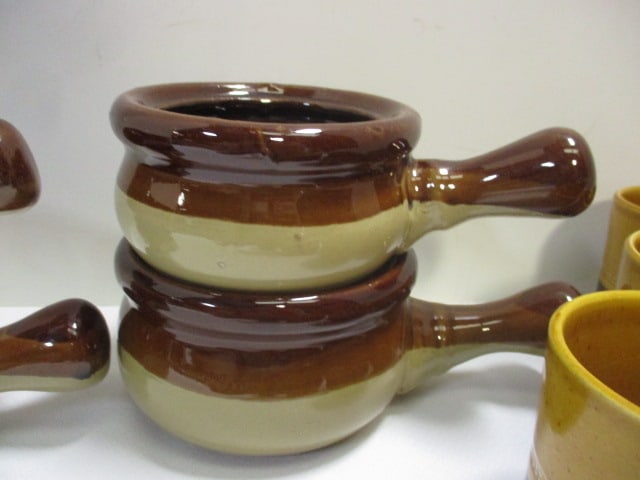 4 Handled Soup Bowls, Fuji Stone Sugar Dish & 6 Mugs - 8