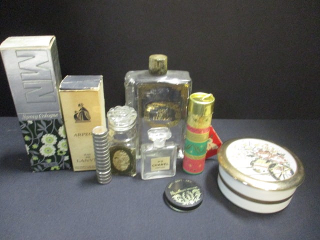 Perfume, Cologne, & Perfume Bottles (1 of 8)