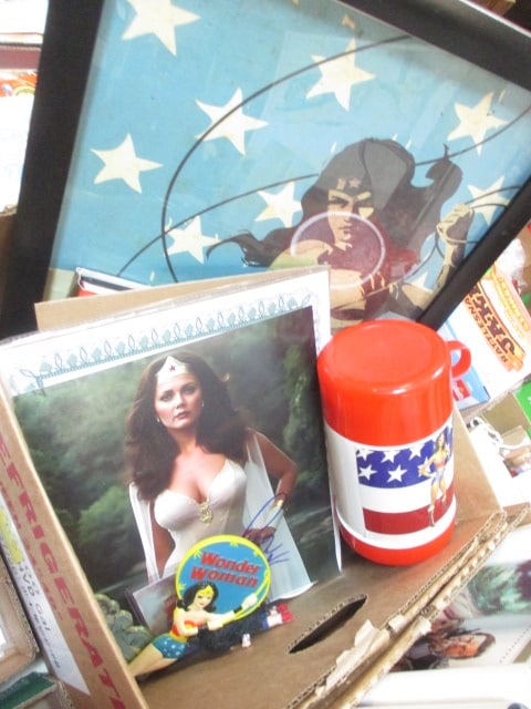 Wonder Woman Grouping of Collectibles & Memorabilia (1 of 8)