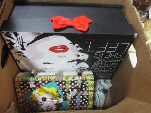 Marilyn Monroe Decoupage Cigar Box Purse, 2 Scarves, Box (1 of 5)