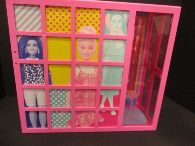 Barbie Dream Closet Wardrobe Carry Case: .