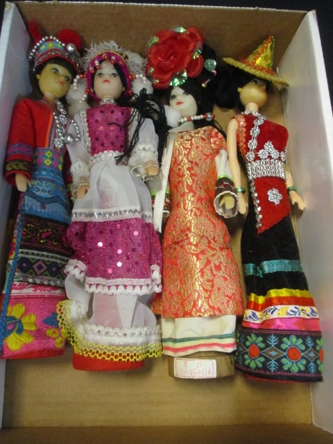 Vtg. Ethnic Nationalities of China Souvinir Dolls (Lot of 4) (1 of 7)
