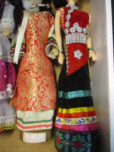 Vtg. Ethnic Nationalities of China Souvinir Dolls (Lot of 4) - 4