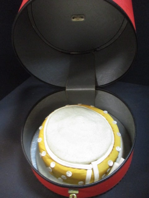 1960's Pill Box Hat & Red Hat Box - 2