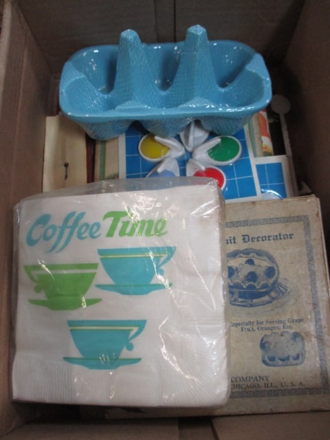 Ceramic 6 Egg Holder, Fruit Decorator in original Box, Drink Stirrers, (1 of 7)