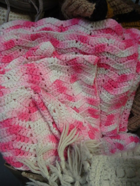 3 Vintage Knit Afghan Blankets - 2