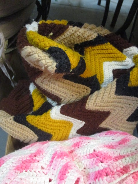 3 Vintage Knit Afghan Blankets - 3