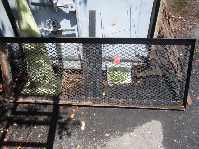 Reese Hitch Carrier: .