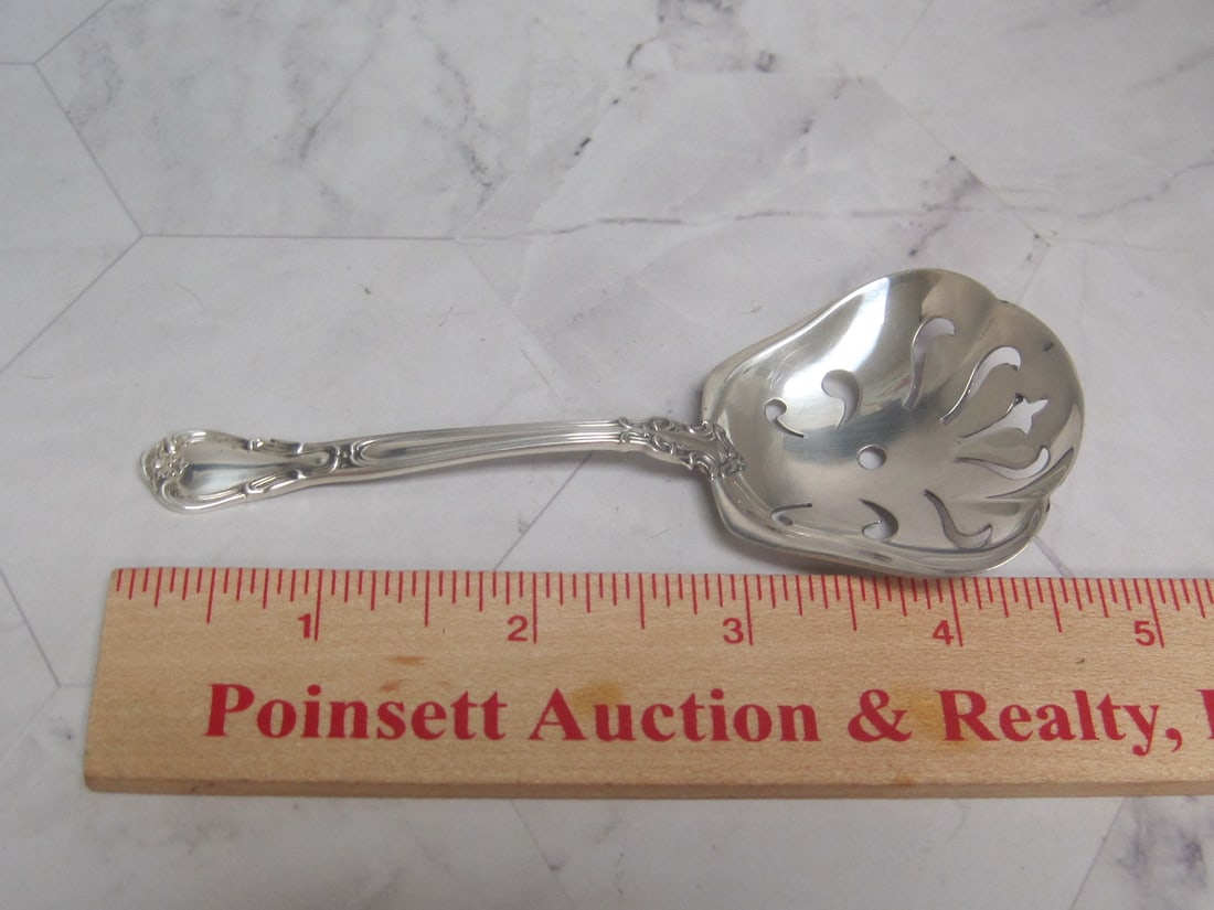Gorham Sterling Silver Nut Spoon "Chantilly" - 5