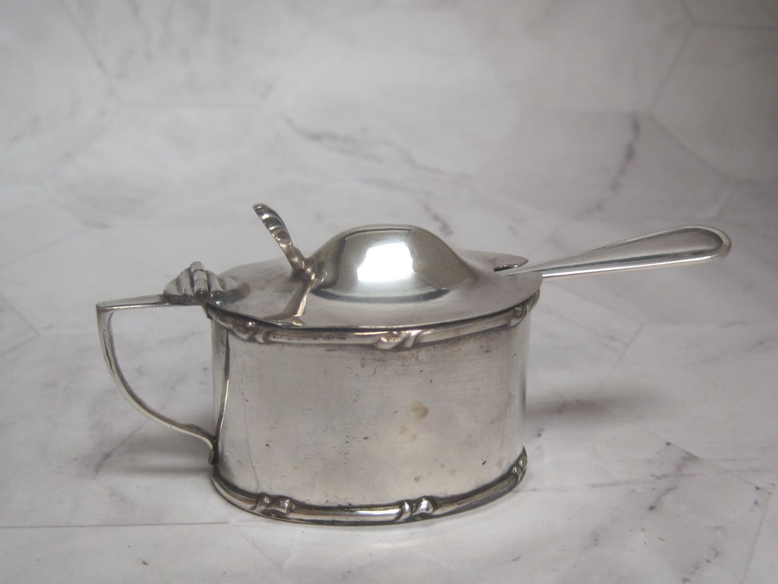 Vintage Sterling Silver Mustard Pot with Spoon: Weighs 41.5 grams, 2" tall, Cobalt glass liner, handled, oval, hallmarks