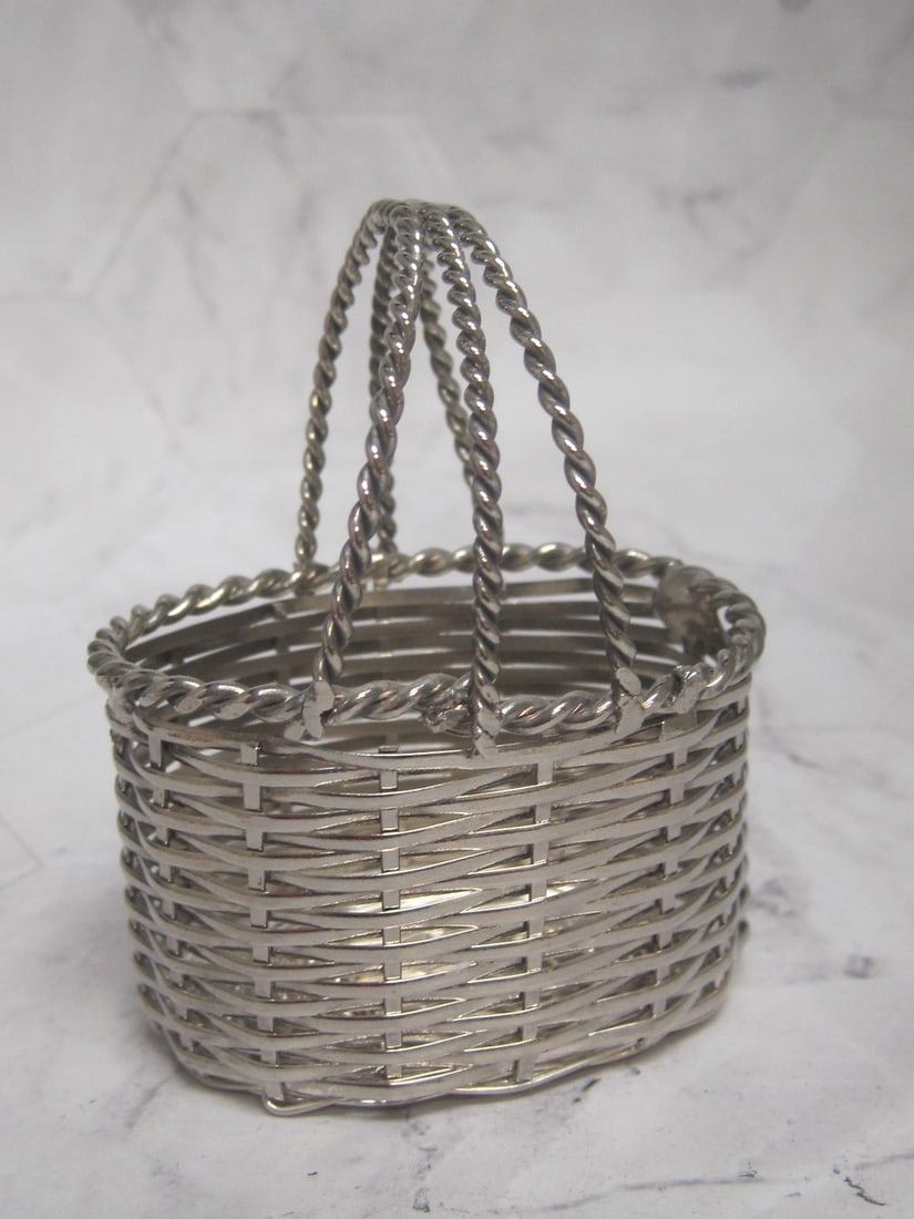 Silverplate Miniature Basket: 3" tall, woven