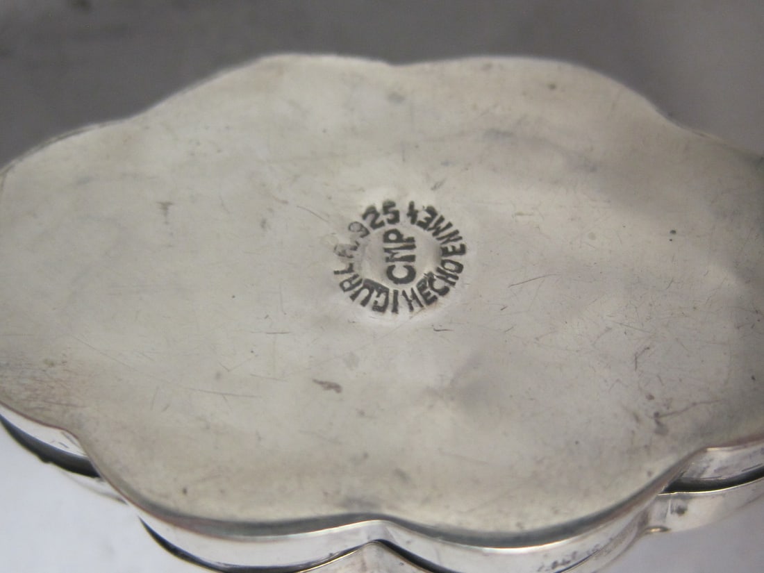Vintage Sterling Silver Pill Box - 5