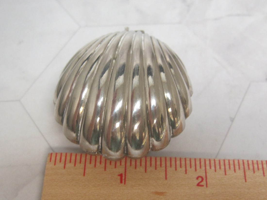 Silverplate Figural Shell Tape Measure - 4