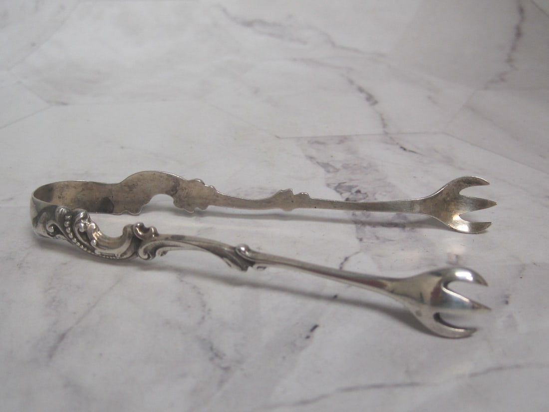 Gorham Art Nouveau Sterling Silver Tongs: Weighs 12.4 grams, 3 1/2", circa 1890, claw end