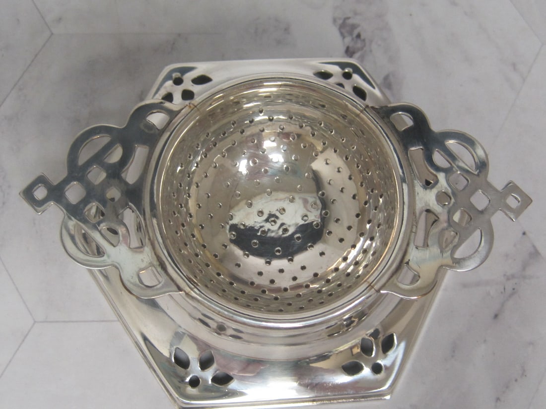 English Silverplate Tea Strainer & Stand - 3