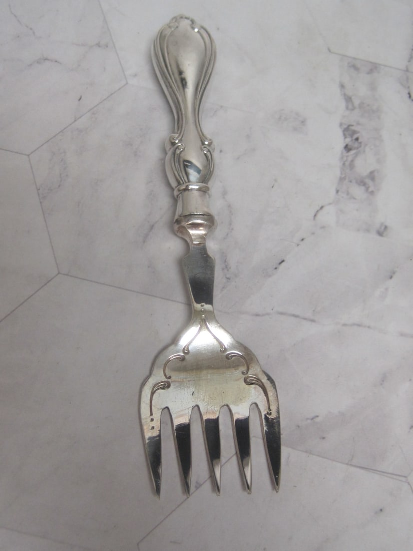 Sterling Silver Handled Sardine Fork or Bacon Server: 6 1/2"