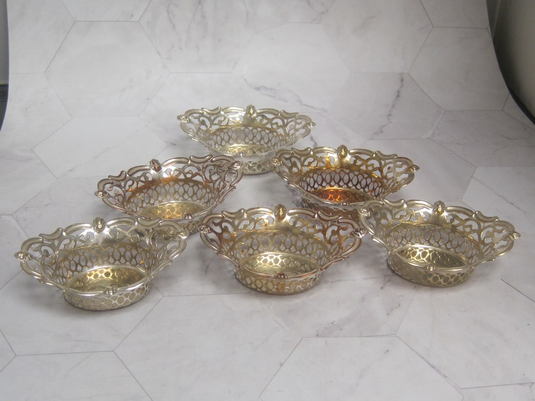 Lot of 6 English Silverplate Nut Dishes (1 of 6)