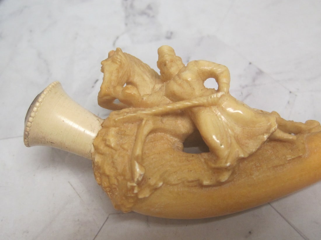 Antique Carved Meerschaum Pipe & Holder - 2