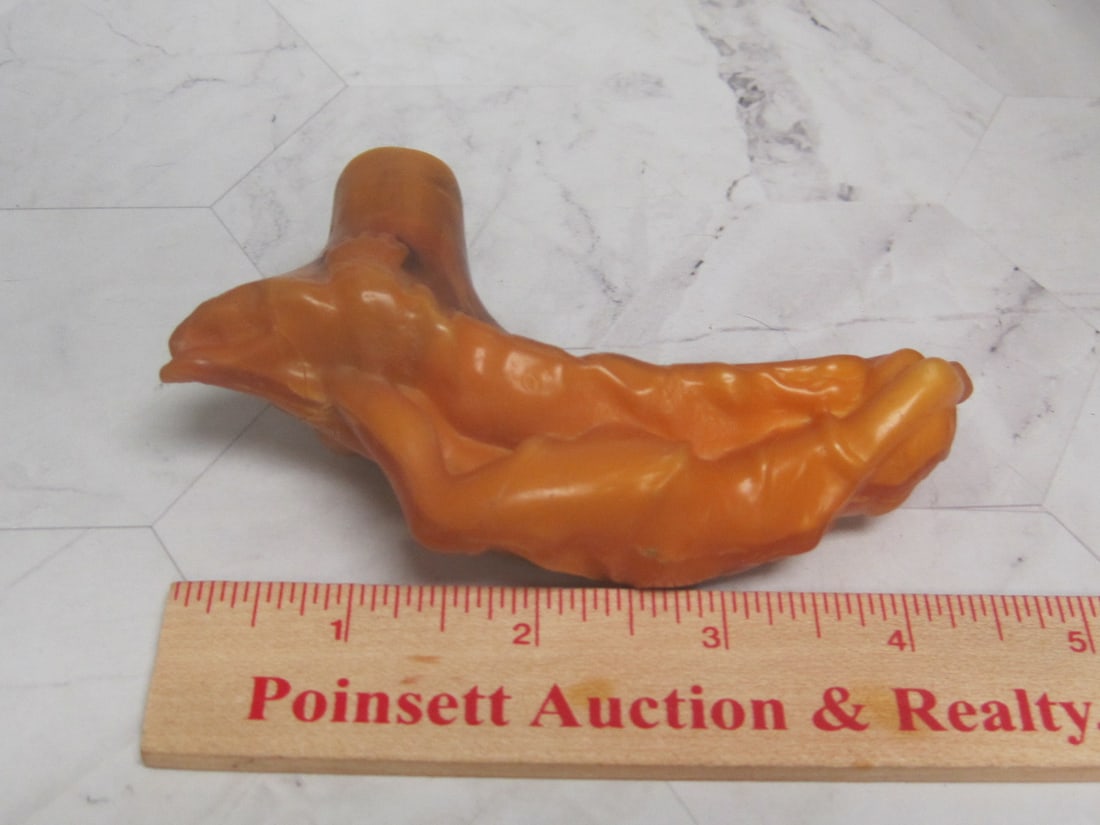 Scarce Art Nouveau Amber Handle of Female Laying on Tiger Skin Rug - 7