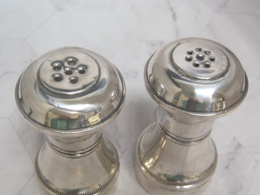 Sterling Silver Duchin Salt & Pepper Shaker Set - 2