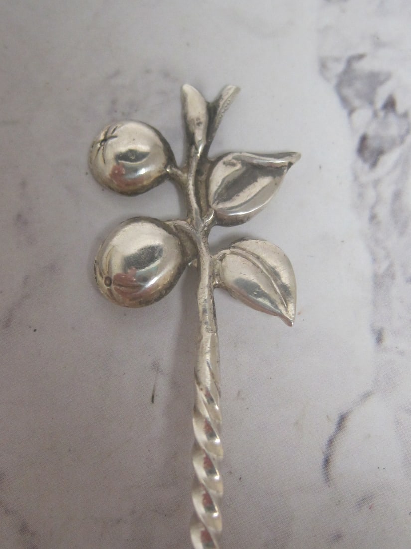 Jacksonville, Florida Sterling Silver Alligator Souvenir Spoon - 2