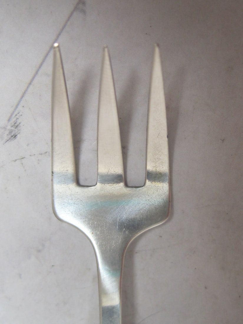 Antique Figural Alligator Sterling Silver Serving Fork - 4