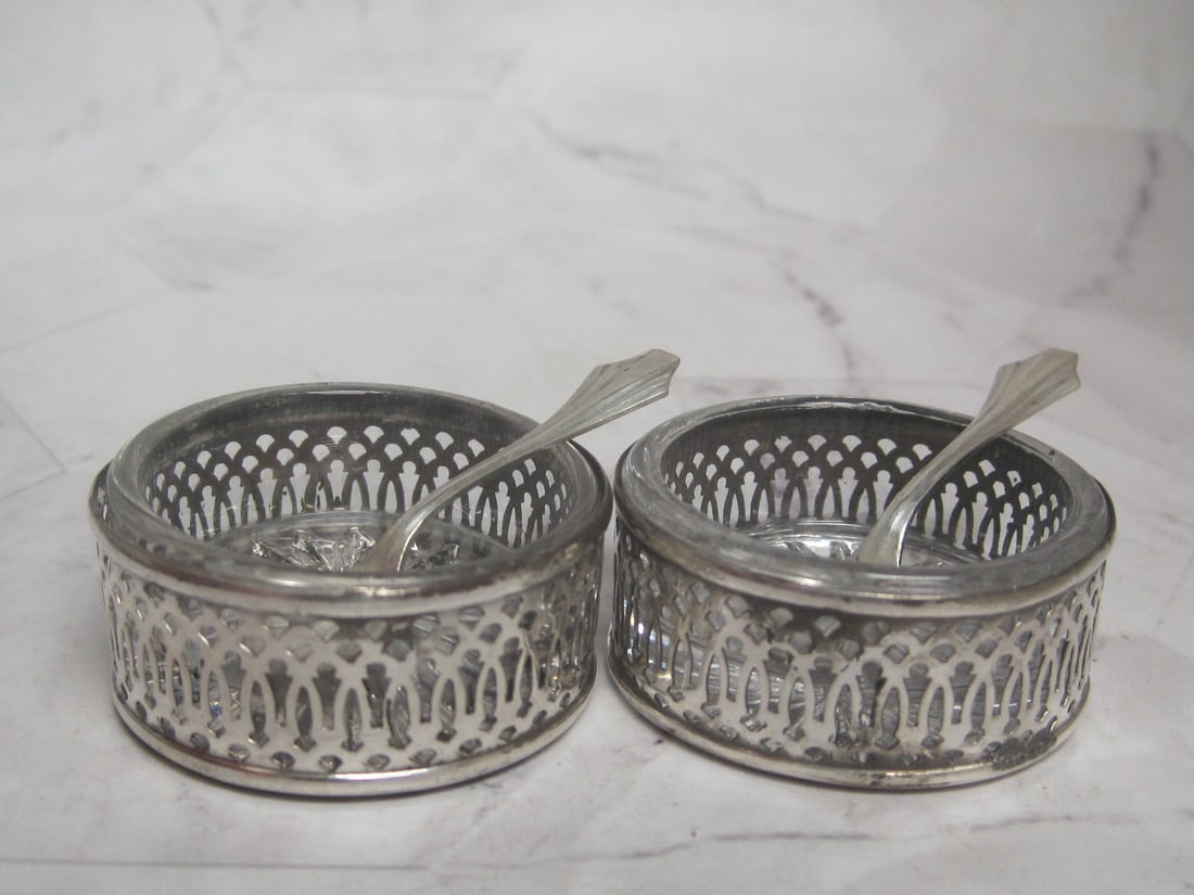 Pair of Sterling Silver & Crystal Salt Cellars (1 of 6)