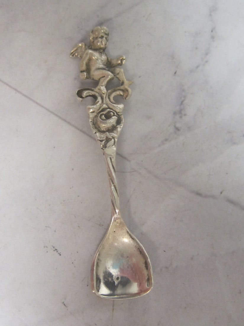 Sterling Silver Figural Cherub Salt Spoon (1 of 5)