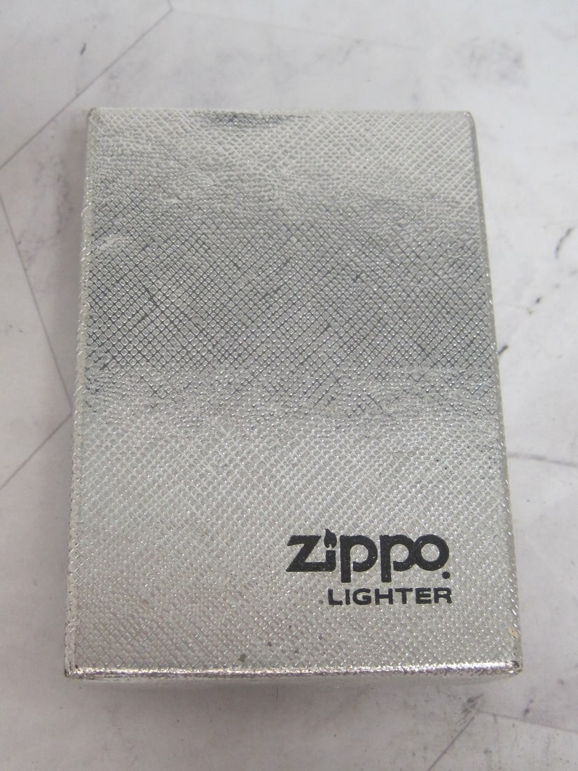 Vintage Zippo Lighter - 6