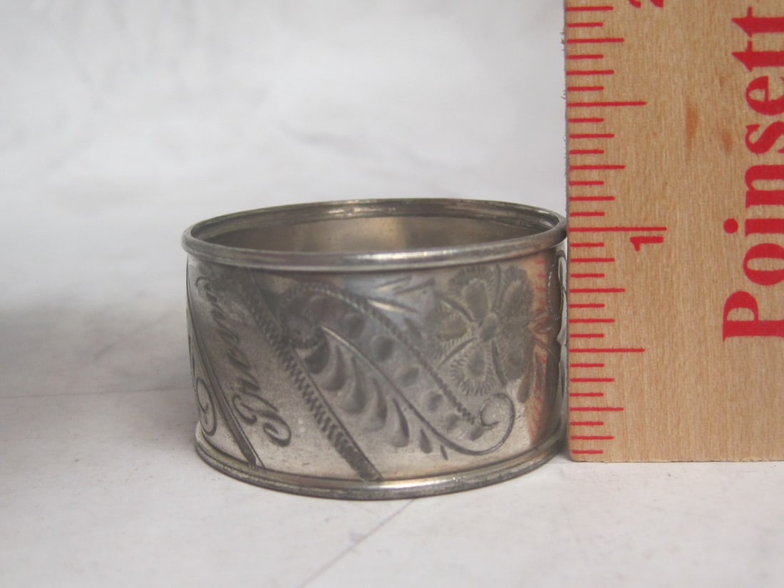 Victorian Silverplate Napkin Ring - 4