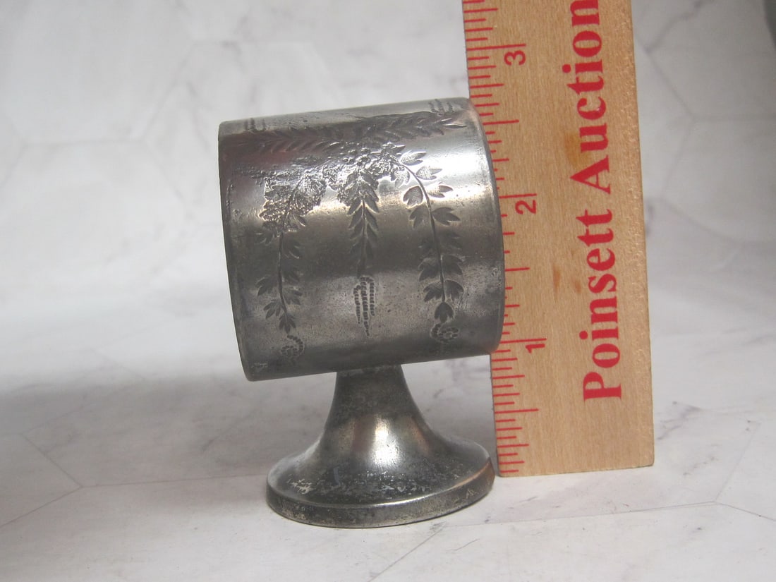 Victorian Silverplate Napkin Ring - 5