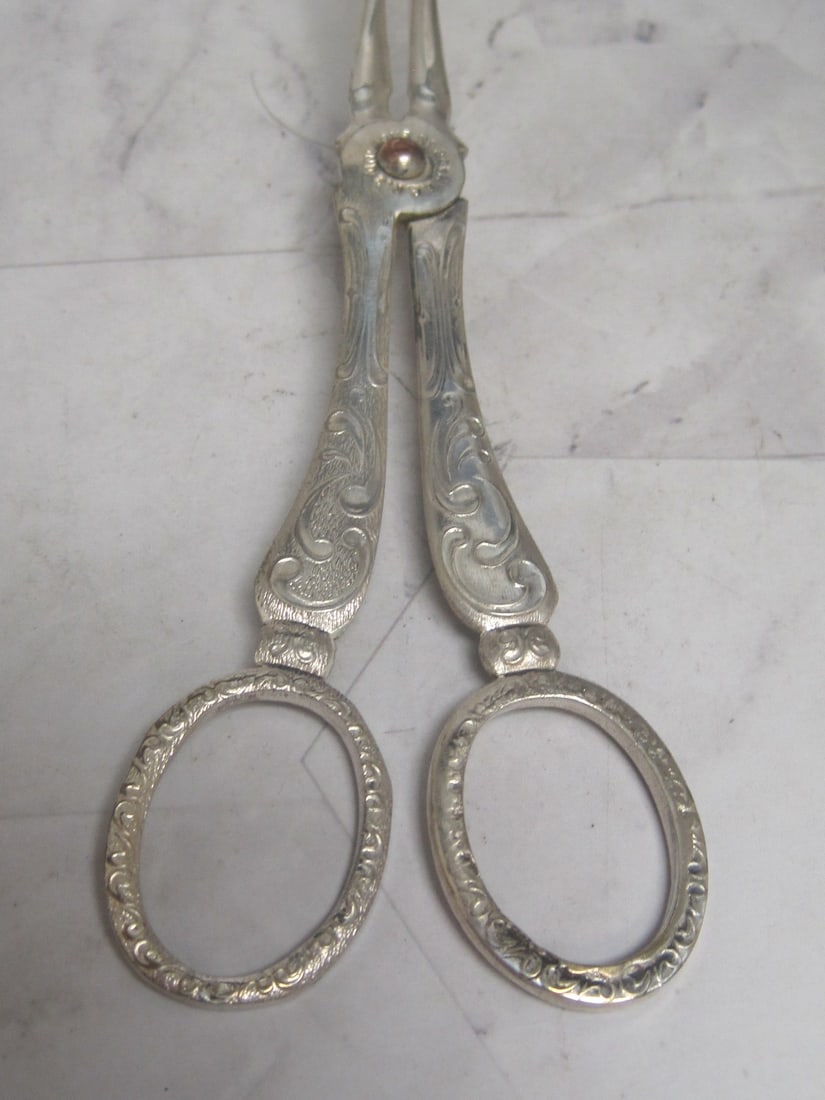 Vintage Silverplate Salad Tongs - 2