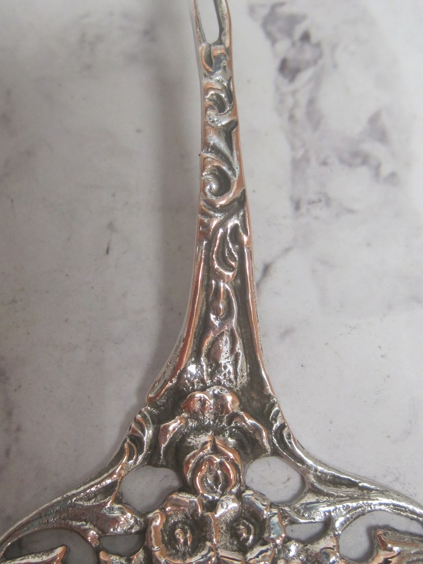 Antique Silverplate Dutch Pie Server - 3