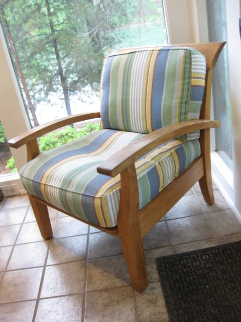 Lane WeatherMaster Indoor/Outdoor Armchair and Ottoman with Removable Cushions - 3