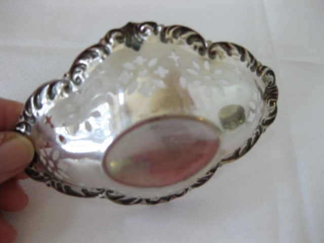 Four Vintage Austrian American Co. "AAA" Pierced Sterling Nut Dishes - 3
