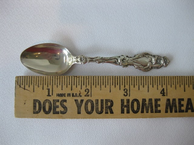 Eight Vintage Victorian Sterling Demitasse Spoons with Floral Design - 2