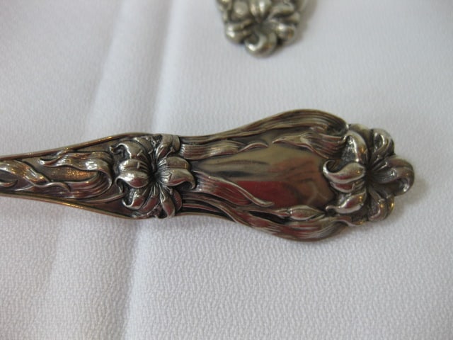 Vintage Victorian Watson Co. Sterling Serving Spoon and Fork Set with Floral Design - 2