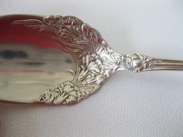 12 Vintage Victorian Sterling Spoons with Floral Design - 4