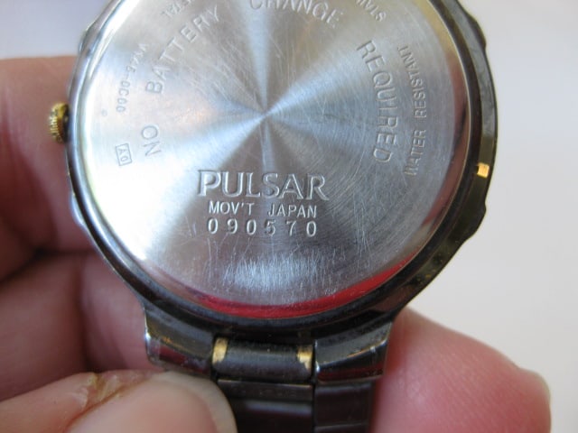 Pulsar Solar Classic Black and Gold Tone Wrist Watch in Original Box - 5